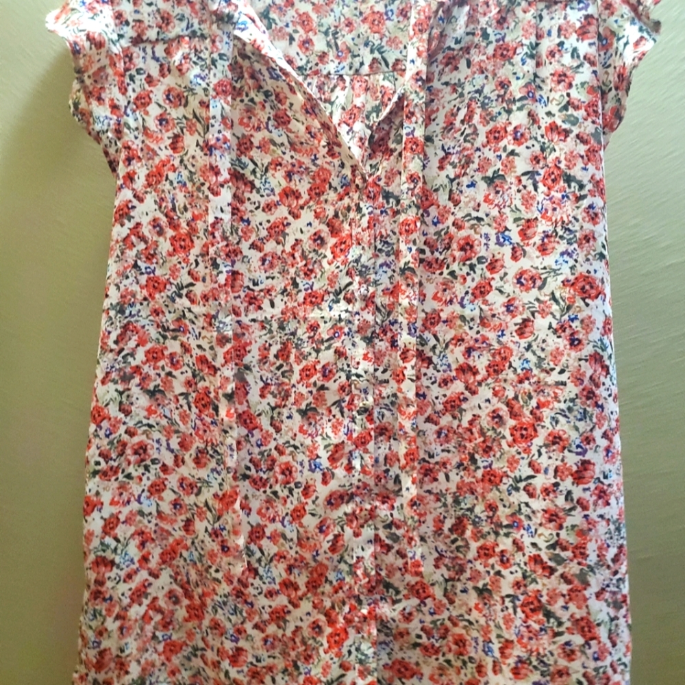 Floral top
